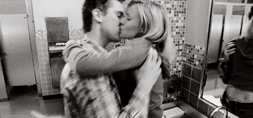 theloveforlife:  Atitudes. É disso que toda mulher realmente gosta. (theloveforlife) 