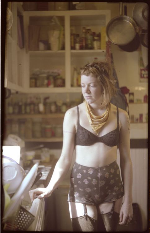 zoyanarval:  Mindy in the Kitchen. From a series about reading the body through gender performativit