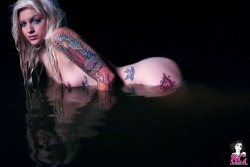 pillowpantsrevenge:  Skinny dipping with Patton 