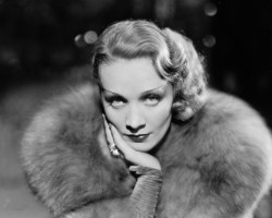 froufroufashionista:  Marlene Dietrich -