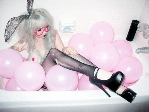 nikkilipstick: 