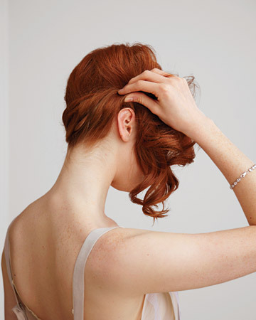 DIY Hairdos: The Side Chignon