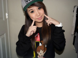 fuckyeahhsexyasians:  4/23/11 - 4/30/11  Sexiest Girl of the Week http://wthellmichelle.tumblr.com/ LOOOOOOOOL 