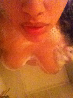 cherries-nd-whipcream:  I Like Being Clean..But