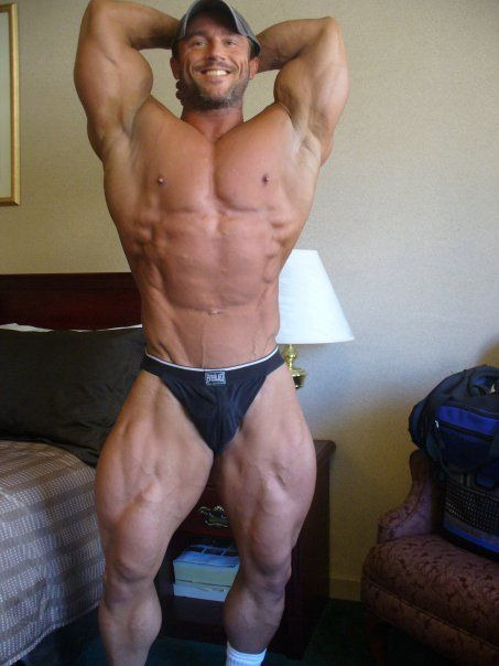 musclefx:  David Naugler. Bodybuilder.