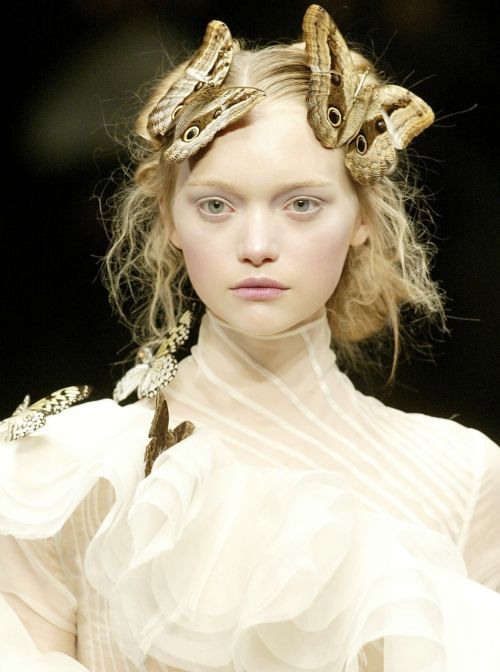 lacewings:Gemma Ward for Alexander McQueen 
