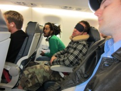 echosei:  preetilovesbruno:  petesboybrusgirl:  azizahshienapitaloka:  phred face bmao!   HAHAHAHA. But hey, I still love him.   LMAO, that’s the hooligan way of sleeping. Omg love you Phred &lt;3  HOLY PHRED!!! HAHAHAHA LMFAO!!!! 