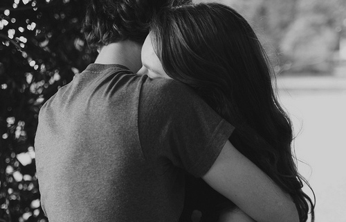 simplifications:  Preciso de segurança, de amor, de compreensão, de atenção,