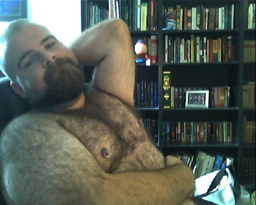 hunghairybear: furrycubkc:  Fur Fur Fur!!!!!!! So cute and F***Sexy!!!!   Sigh…