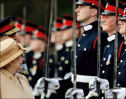 thatchickfromsunnybrookfarm:  forthedream:  SO cute.  The rest of the guys: “It’s the fucking Queen of England. DON’T. MOVE.”Harry: “Hey Gran!”  AWWWWW