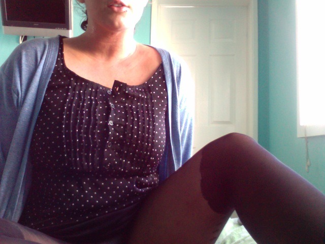 theyoungthebeautifulthedamned:  {Old picture. Xoxo.} 