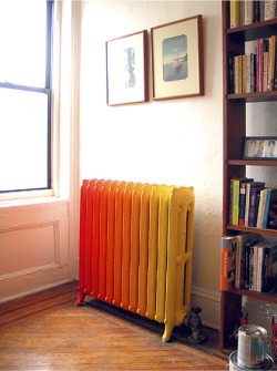happyhues:  Painted radiator! (via Wary Meyers Bergen St.) 
