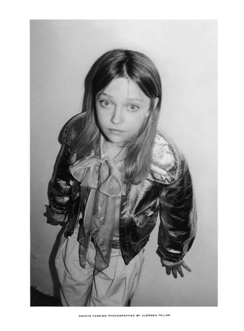 missnoiretblanc: Dakota Fanning for Marc Jacobs