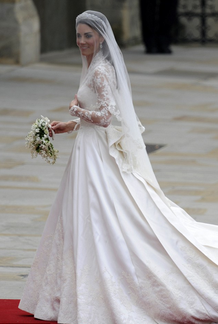 dirtyprettything:  Kate Middleton in Sarah Burton for Alexander McQueen. She looks so beautiful!