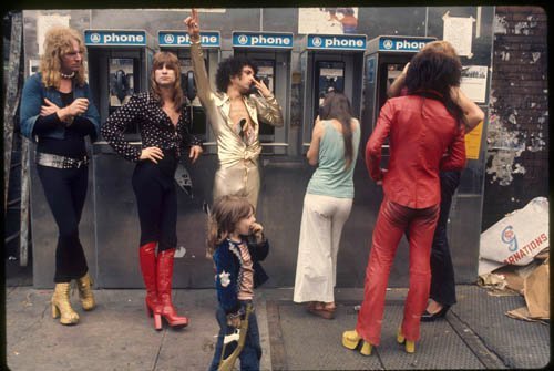 1973 Johnny waits for some girl to get off the phone so he can get into place for Toshi Matsuo&rsquo