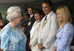    So, finally, the queen meets the queen.