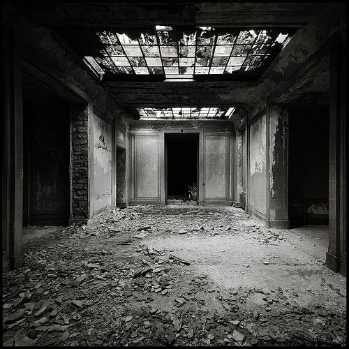robot-heart:  Passage (by Christophe Regnaud) 