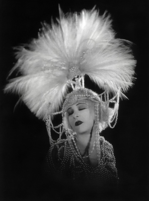 vintagegal:  Alla Nazimova in “Salome” porn pictures