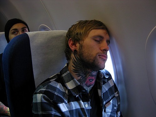 oktimeforplanbee:  he’s still cute even when asleep. jona &lt;3 