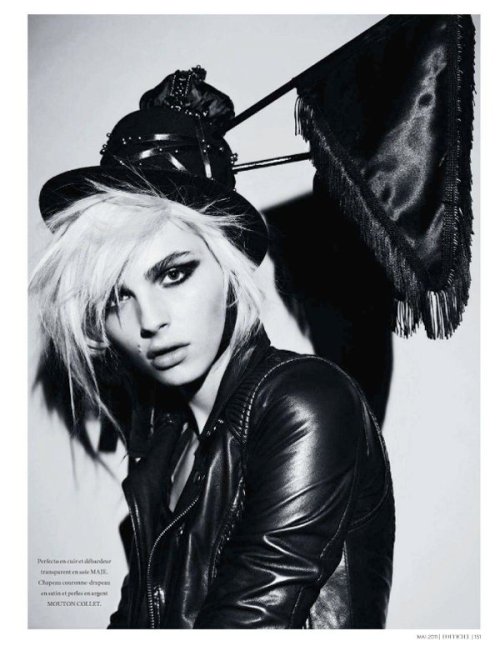 andrejynous:   L’Officiél Paris May 2011‘Jeu de Rôles’Ph: Marcin Tyszka 