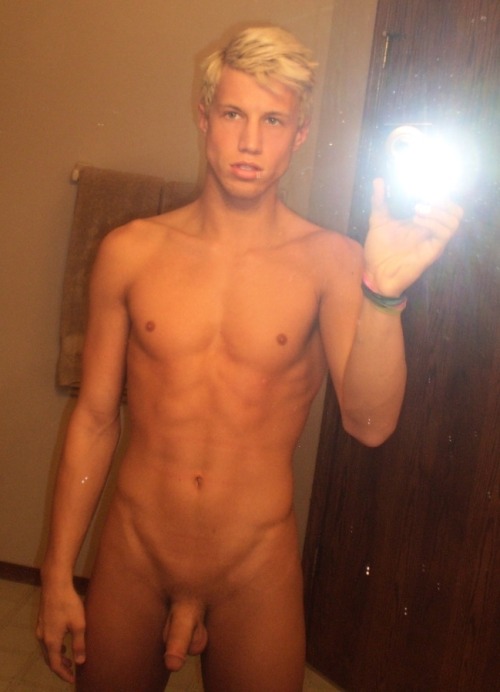 hotboyskin:  Cute blond