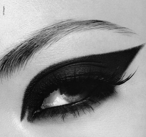 talithawalakutty:  so pretty, I just don’t know if I can pull this look off 