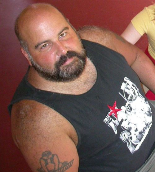 thickplumber:  chubears:  Morning!  Want