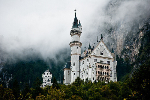 Schloss Neuschwanstein, Bavaria, Germany© YaMey