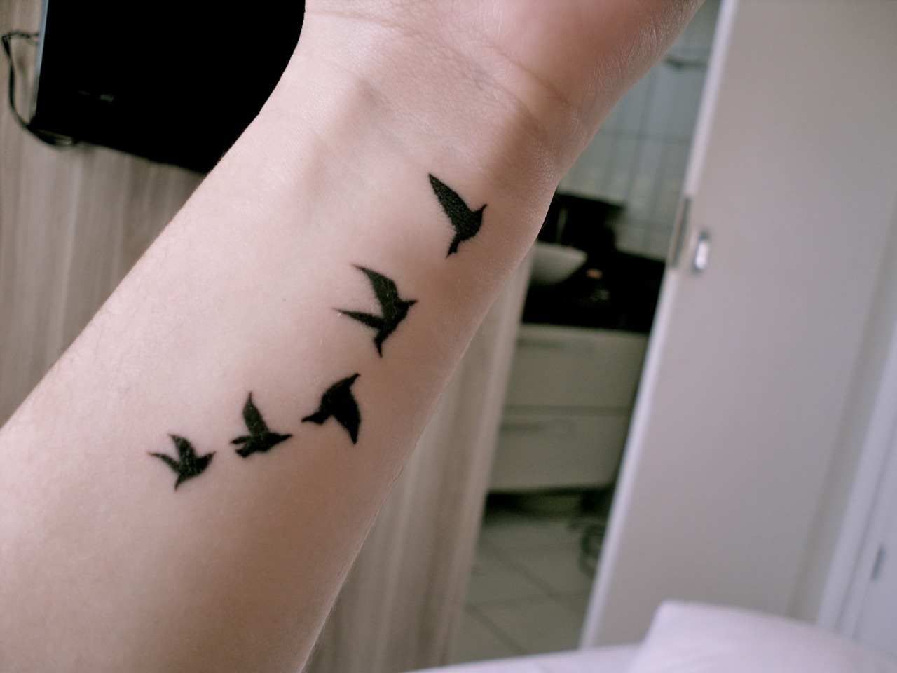 fuckyeahtattoos:  My favorite tattoo. I love things simple and delicate, and this