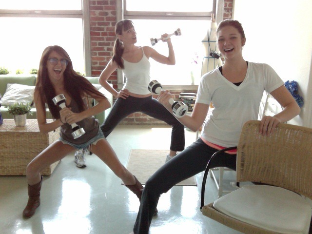 jessieandrews:  RAD SHAKEWEIGHT photo of @undeux @danadearmond and I!!!  I love my