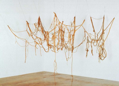 Eva Hesse, Rope Piece, 1970 activates the space and reinforces the three dimensional form almost tak