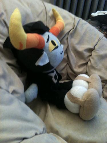 neptunelolz:  tavros:  martianjusticiar:  I had to make a Tavros plushie, given how Tav is one of my two favorite fictional characters right now.  VERY YES  do want 