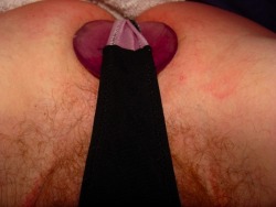 hopefulsissy:  Close up of inserted butt plug
