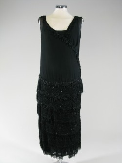 omgthatdress:  Coco Chanel dress ca. 1922