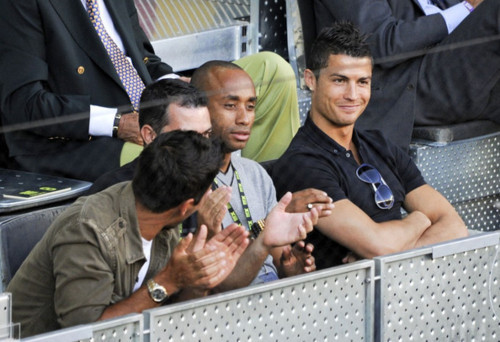 Fernando Vedasco fanboying over Cristiano.. :D