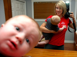 thedailywhat:  Meta Photobomb of the Day: