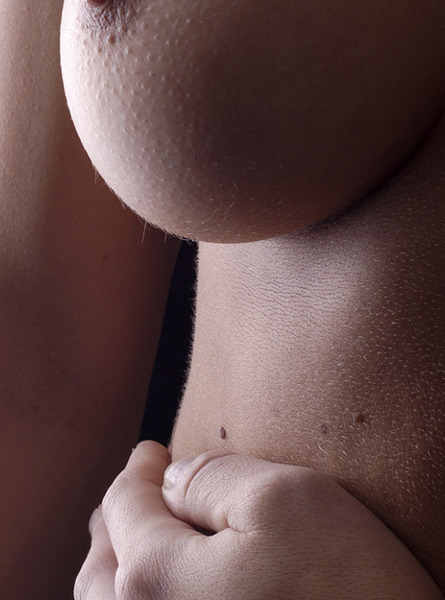 lovablepics:  eiolass:  I don’t…there anything wrong with slitely hairy boobs,