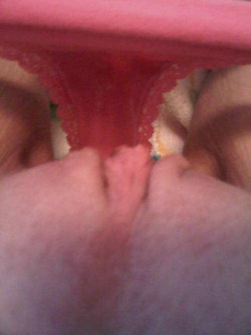 somesluttyredhead:  Uh oh…. I did it again…. porn pictures