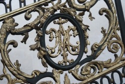 The staircase at the Petit Trianon had Marie Antoinette&rsquo;s entwined initials on it.