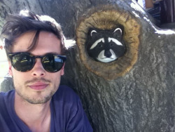 gublernation:  me and a raccoon 
