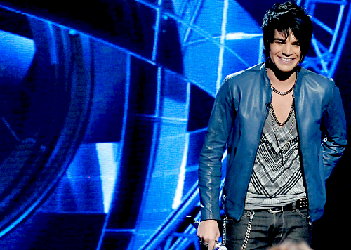 gayoftheday:  nosanctuaryfromyourallure:  If the sun burns out one day, I’m sure Adam’s smile could light the world back up again <3  he doesn’t know it yet. but were getting married in some state its legal. :] 