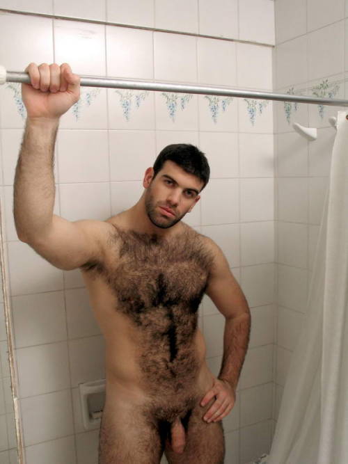 hot4hairy:  Ben Dodge  H O T 4 H A I R Y  Tumblr |  Tumblr Ask |  Twitter Email | Archive | Follow HAIR HAIR EVERYWHERE! 