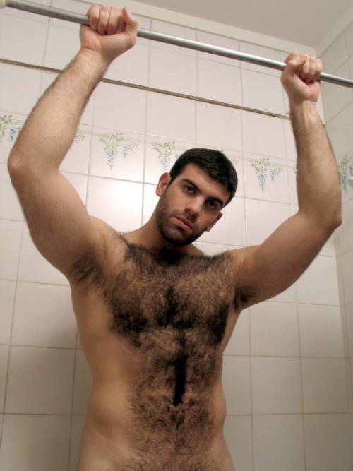 hot4hairy:  Ben Dodge  H O T 4 H A I R Y  Tumblr |  Tumblr Ask |  Twitter Email | Archive | Follow HAIR HAIR EVERYWHERE! 