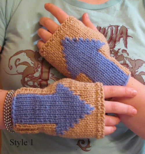 theavatarblog:admireinspire:(via Avatar The Last Airbender AANG arrows knit fingerless by tinybully)