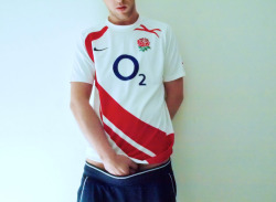 rugbyandbears:  We need more guys in their kit showing off! cainq:  This Is England #1 