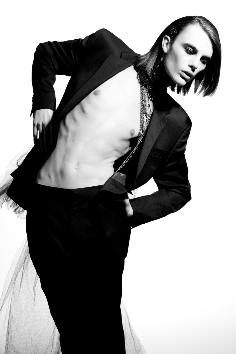 Dandy Farouche