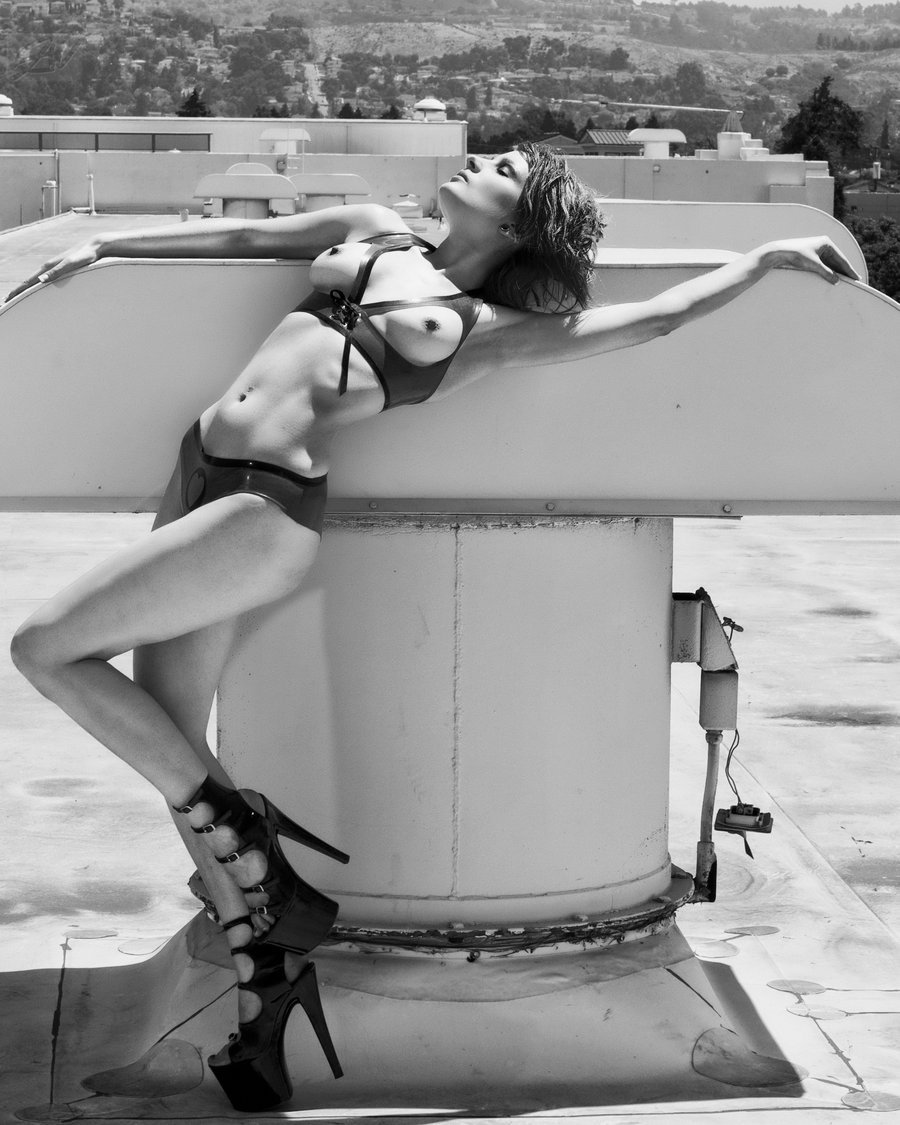 julia1964:  ciao Sofiaaaaaa .. un bacione :)) 