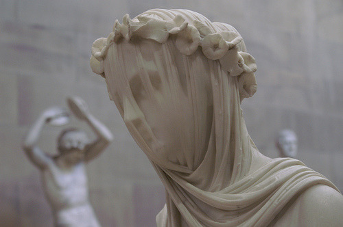 assporn:  fuckyeah-nerdery:  Your face when you realize that isn’t really cloth, but marble. Skills.  …Fuck, I cried. It’s just so amazing. 
