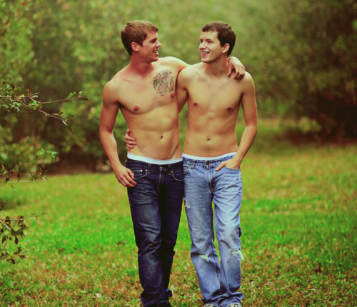 leoouh-deactivated20120124:  Love comes slowly, and you dont realize. He goes into