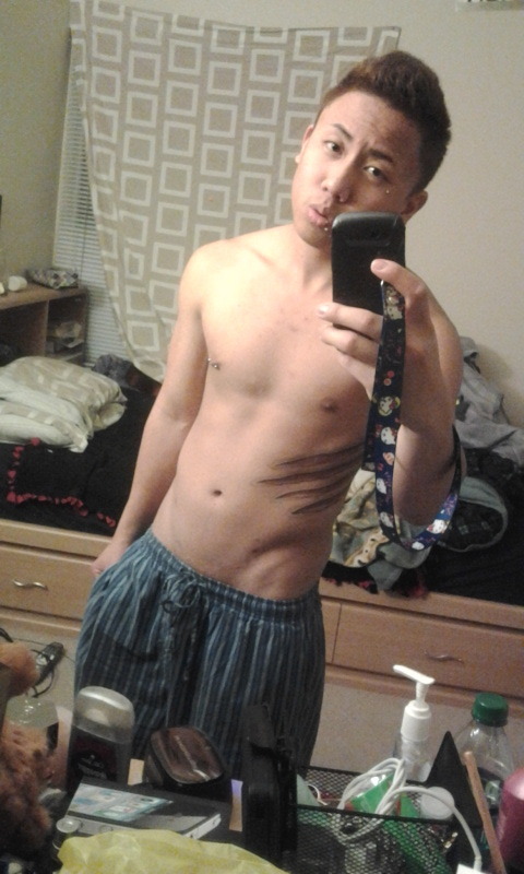betterthanandy:  Been awhile.  THAT TATTOO. O-O